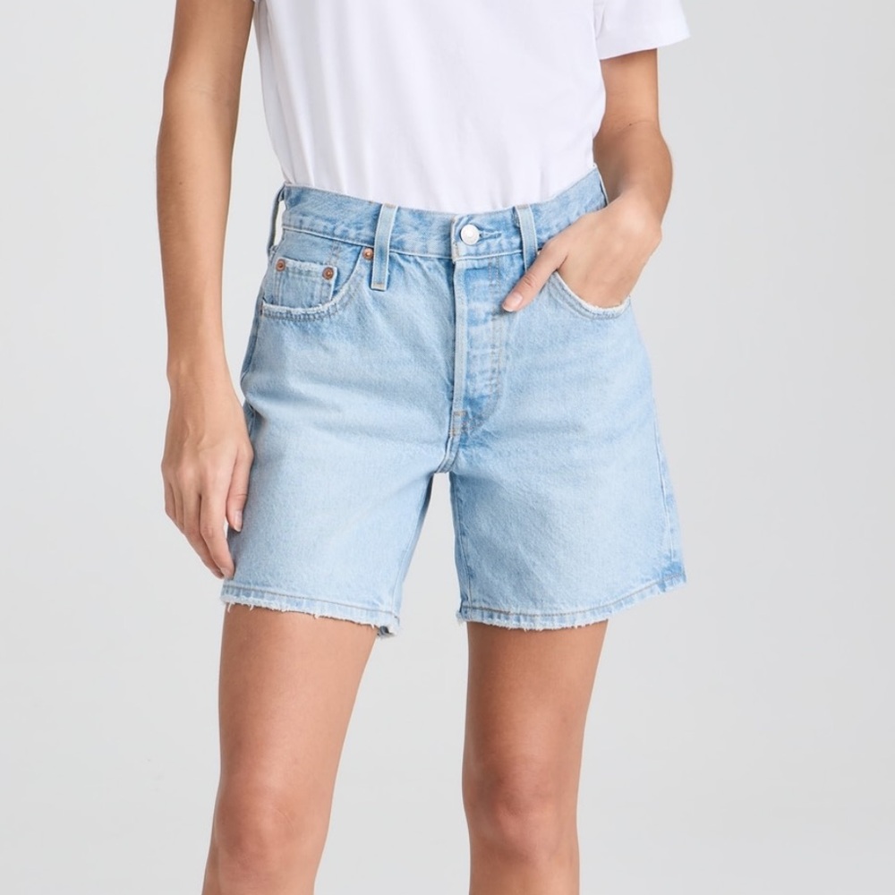 EUC Levi’s 501 Mid Thigh Shorts, Ojai Luxor Last, size 28